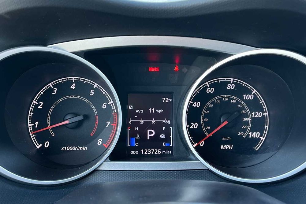 Mitsubishi Outlander 2011