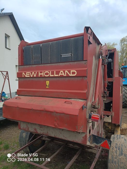 Prasa rolująca New Holand 640