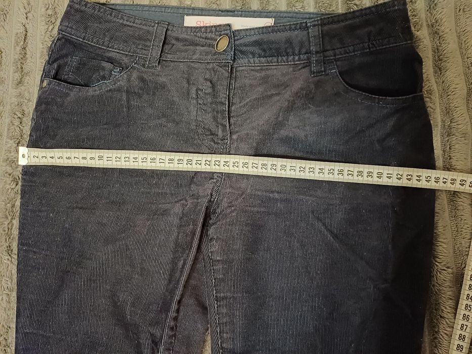 Вільветові джинси на осінь, 38 розмір, М віддам, подарую
