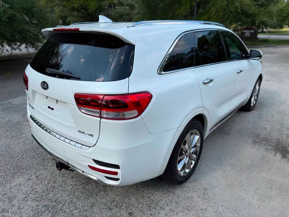 Kia Sorento SX Limited      2018