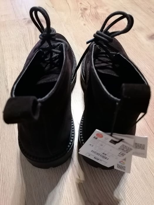 Nowe buty zamszowe Zara 44