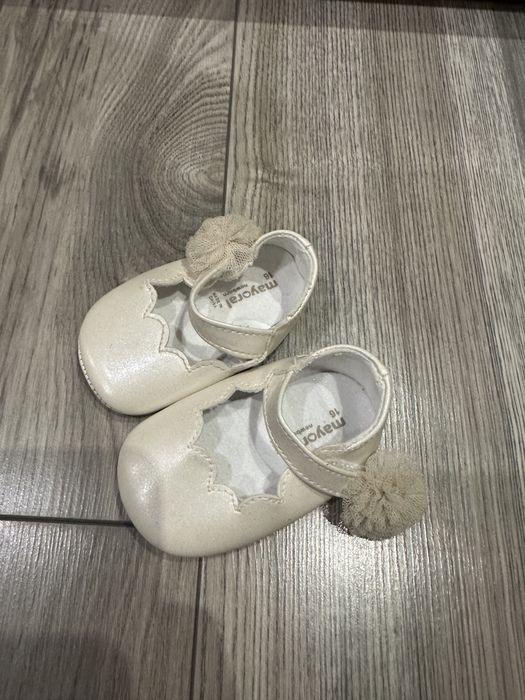 Туфлі-пінетки для дівчинки( від 3 до 8 міс)