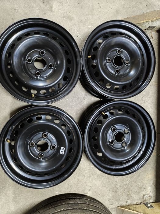 Felgi stalowe 14” 5,5J 4x100 ET47 Hyundai i10 Komplet TMPS 4szt FS69