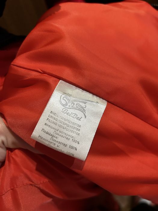 Продам пуховик жіночий