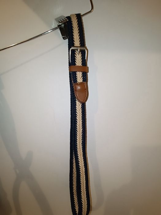 Cintos de vários estilos