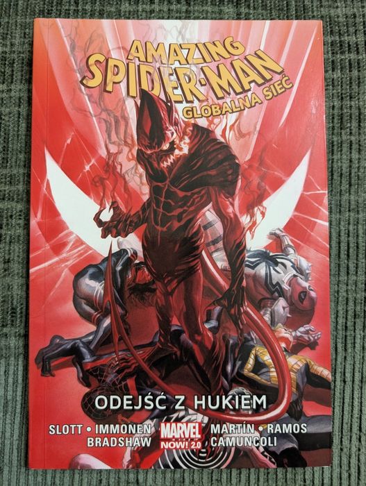 Amazing Spider-Man – Globalna sieć - tom 10 - Odejść z hukiem Marvel Now 2.0 Egmont Komiks