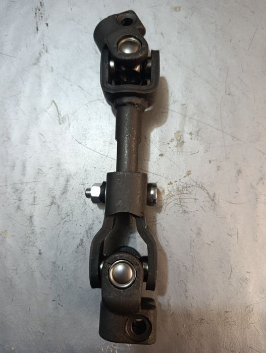 Вал промежуточный(карданчик рулевого вала) Лада Калина