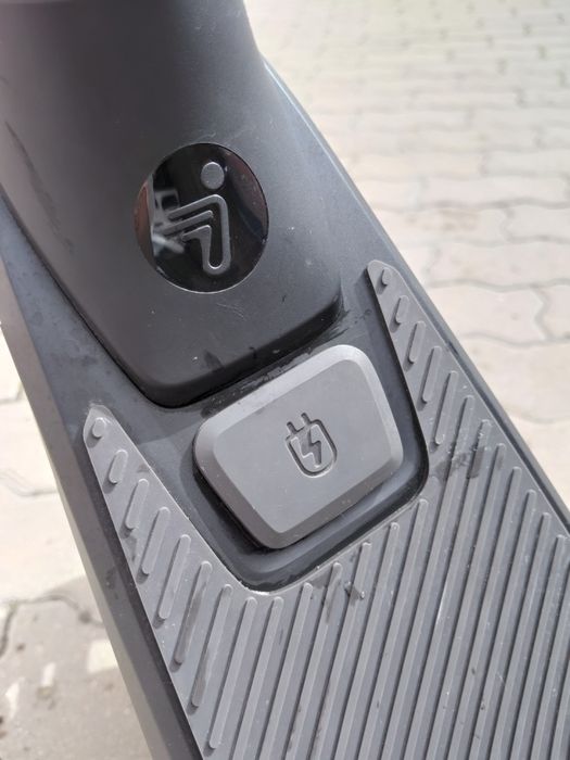 Електросамокат Ninebot E2 pro