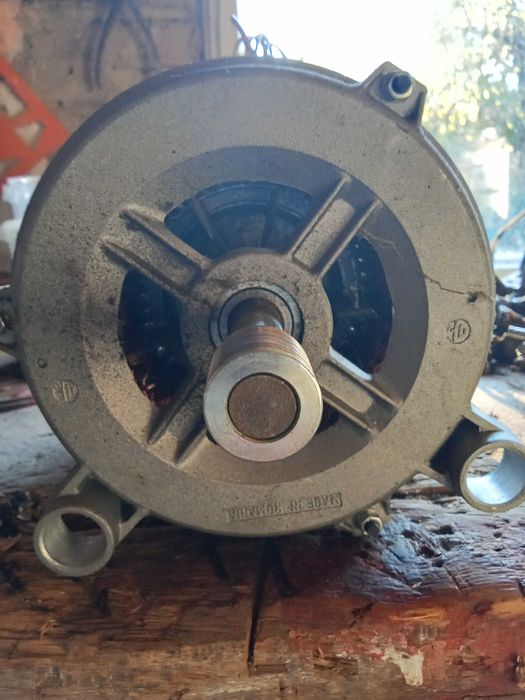 Двигун до пральної машинки BEKO WN 6004 NS