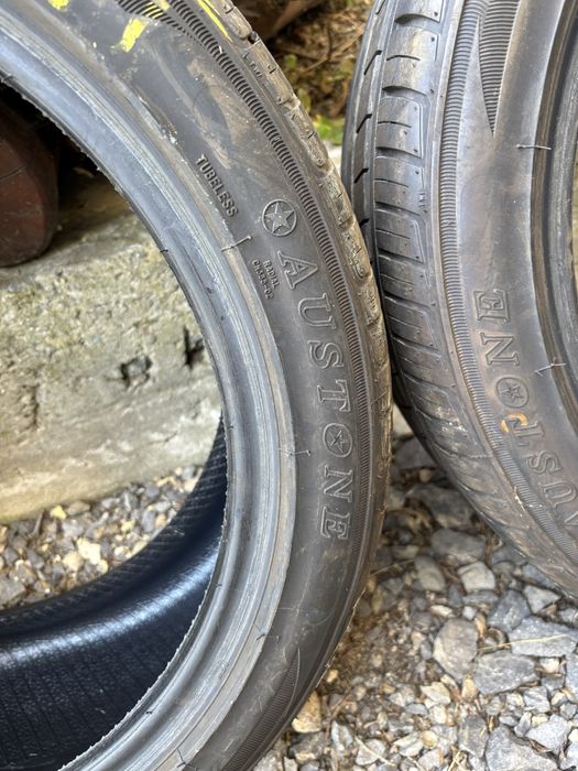 Opony letnie 215 45 17   W bardzo dobrym stanie!