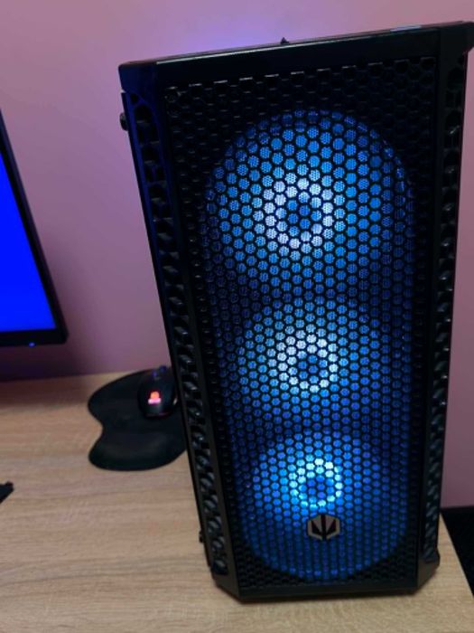 Na Sprzedaż Komputer Gamingowy  Ryzen 5 5600x 16gb Ram Rtx 4060  1 Tb  m2 Lub Zamiana