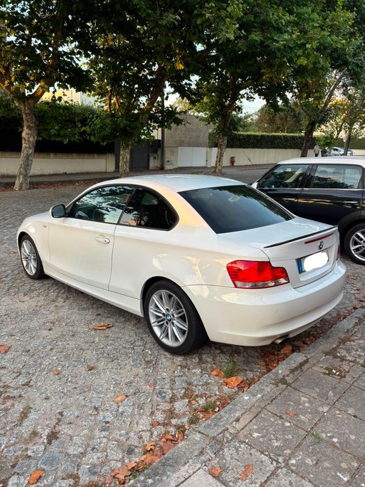 BMW 118d impecável