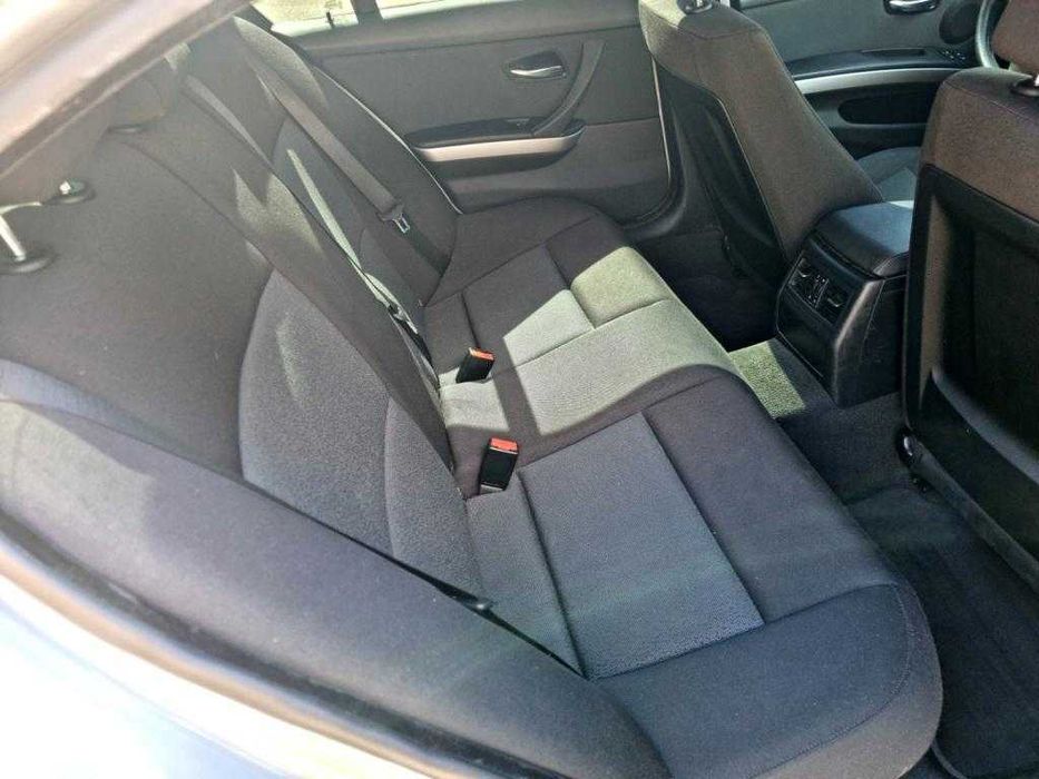 автомобіль BMW e90