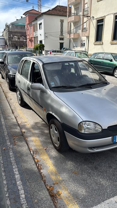 Vendo Opel corsa 1.2 8v ano 2000