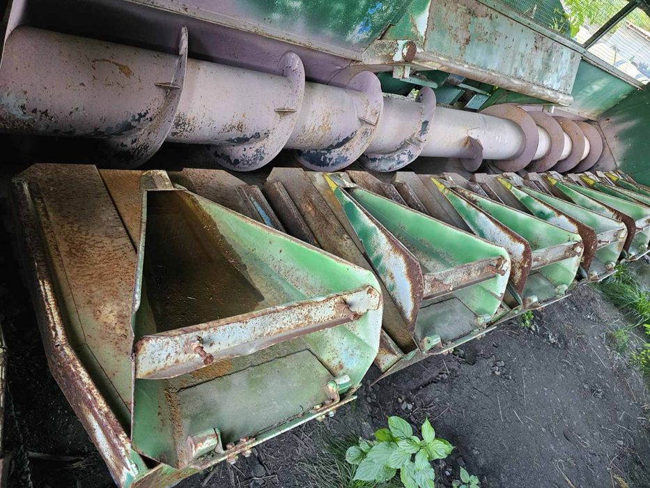 Жатка ПЗС-8 соняшник жниварка джон дір