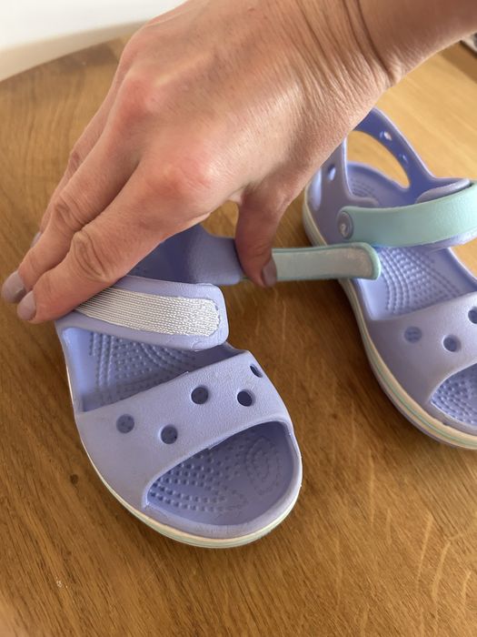 Crocs C8 niebieskie sandały