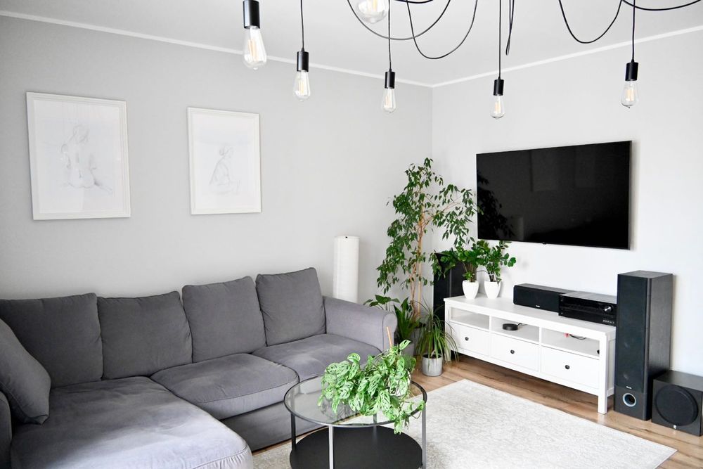 62 m² | 3 pokoje | 200 m od METRA CHRZANÓW | garaż + 2 komórki
