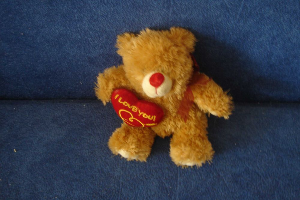 Продам одним лотом