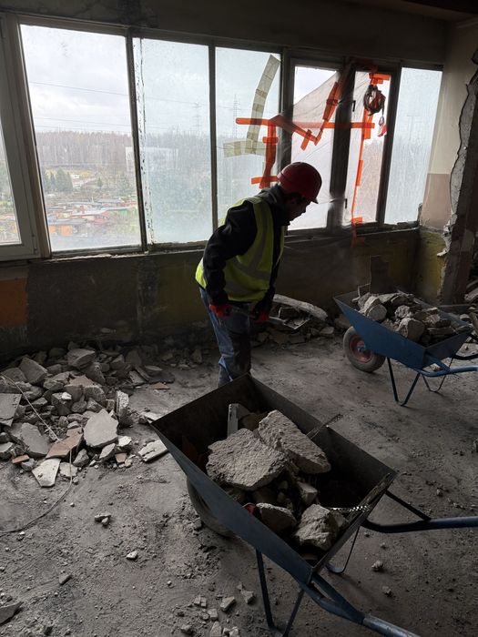 Rozbiórki scian,wylewek