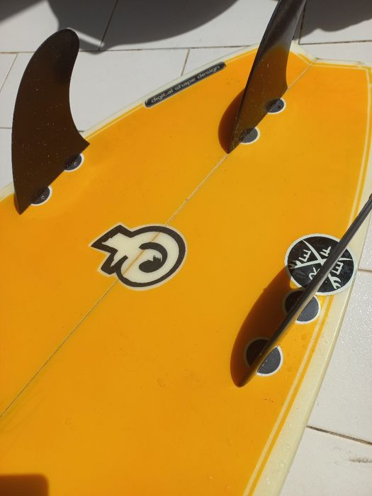 Prancha de surf 6'2 bom estado