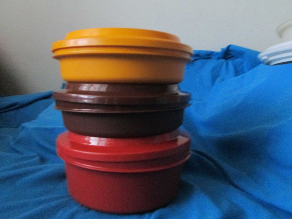 Tupperware  dos anos 80 a estrear