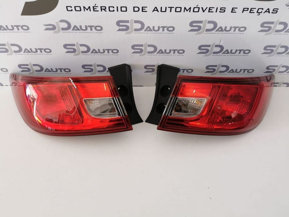 Farolins Originais - Renault Clio IV