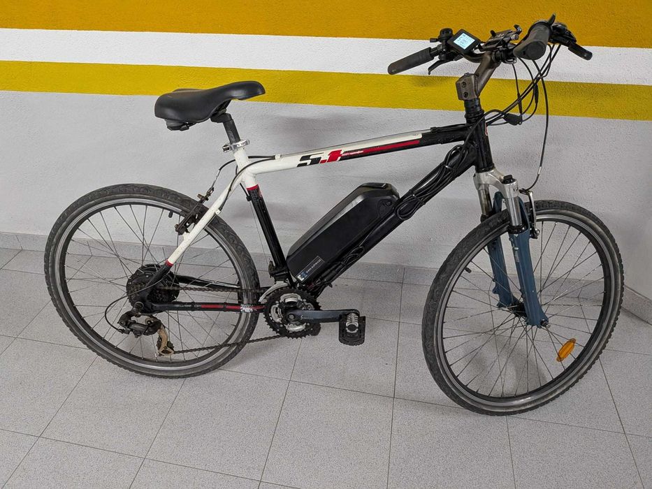 Bicicleta elétrica 26”, pronta usar