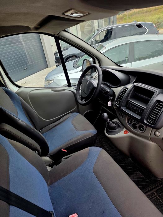 Renault Trafic II Van