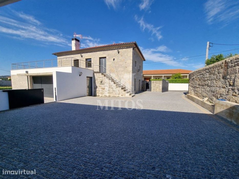 Andar moradia T2 como novo - Alvarães