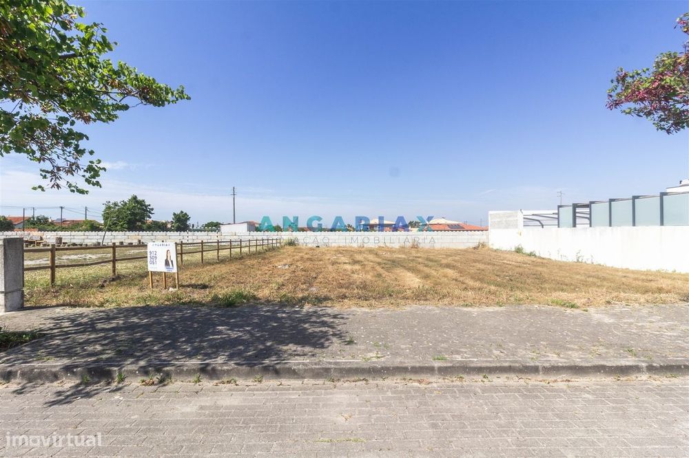 ANG1606 - Terreno para Venda em Marinha Grande