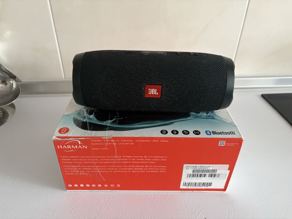 Портативна колонка JBL Charge 3 Black. Оригінал.