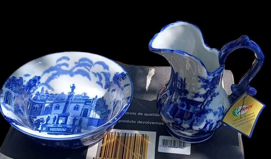Jarro e bacia decorativo