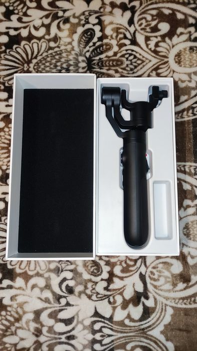 Трехосевой стабилизатор Xiaomi Mi Action Camera 4K,  присоски, монопод