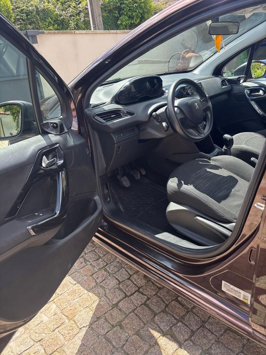 Peugeot 208 Gasolina