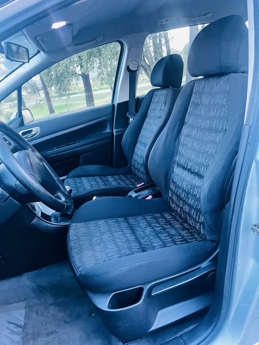 Peugeot 307 sw 2004 1.4 diesel - economica - com ar condicionado e multimedia