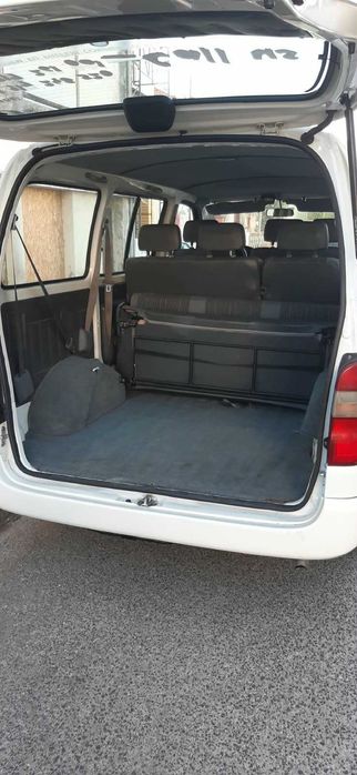 Toyota Hiace de 9 Lugares Excelente