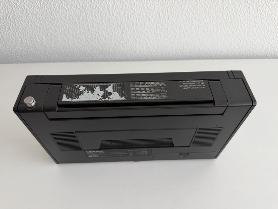 Rádio Grundig Satellit 500