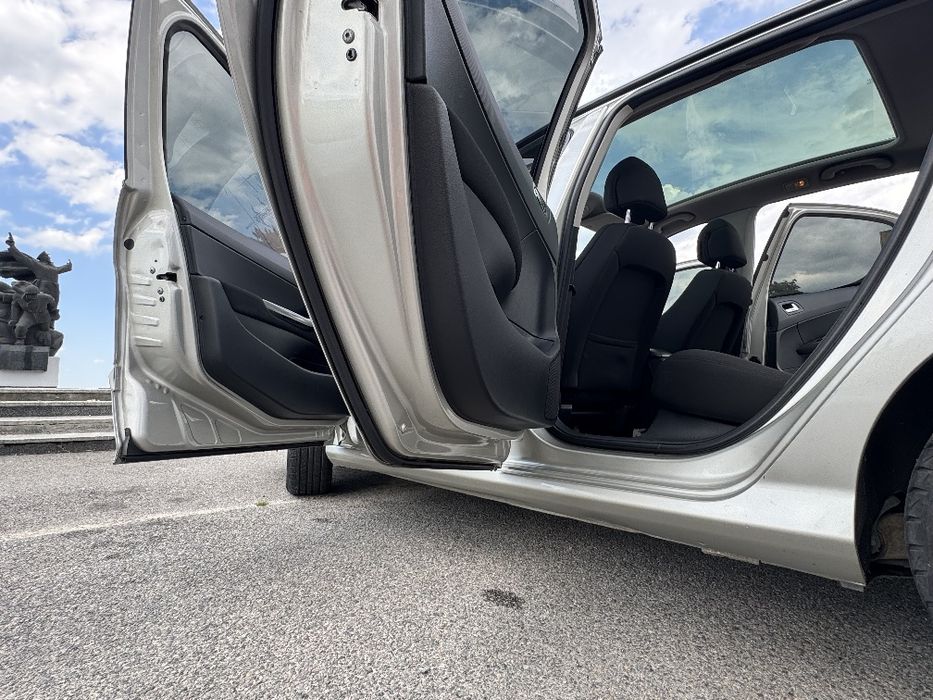 Продам авто Peugeot 308