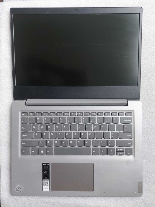Laptop lenovo i3 10gen. 12Gb M.2 WIn 11