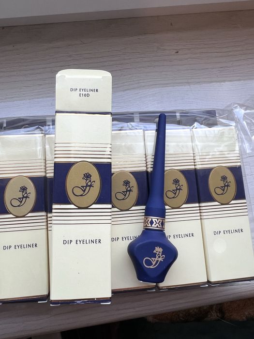 Подводка Ffleur, черная, водостойкая