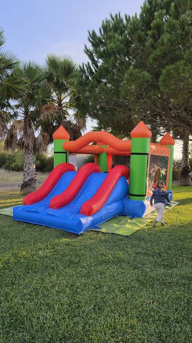 Aluguer de Insufláveis para festas