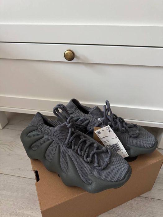 Кроссовки Yezzy оригинал
