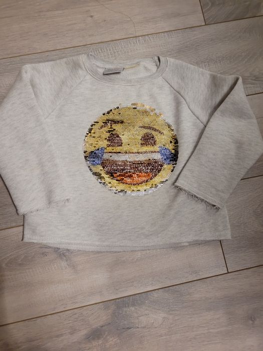 Szara bluza cekinowa