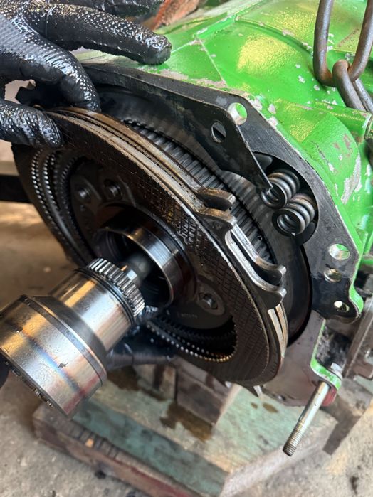 Naprawa ciągników rolniczych – silniki, skrzynie, elektryka