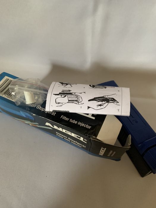 Máquina enrolar tabaco nova