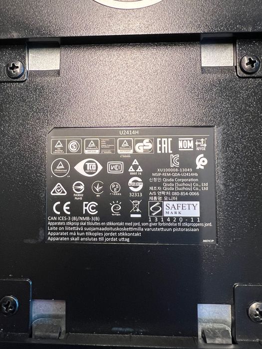 Monitor ultrasharp dell “24”