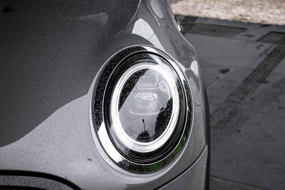 MINI 3 Portas Cooper SE Essential