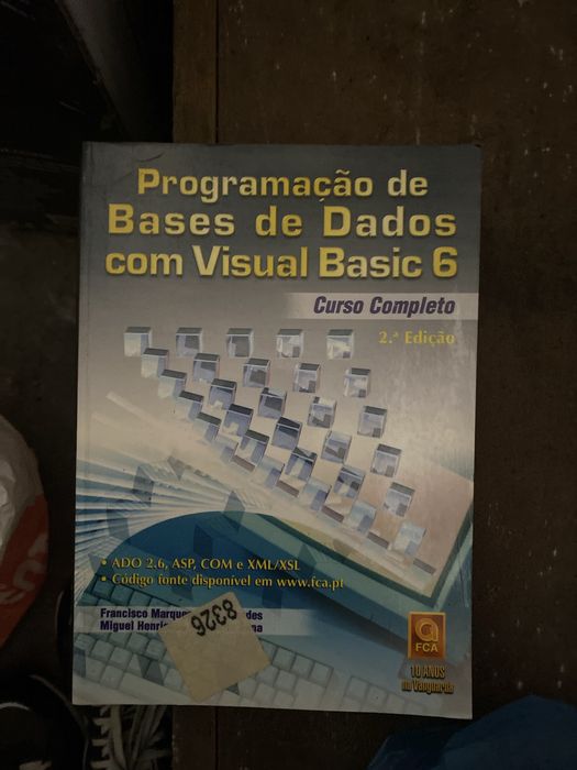 Diversos livros de informática e matemática