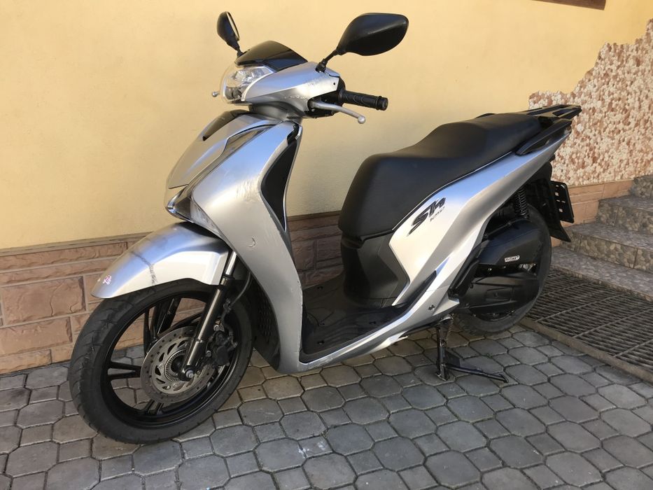 з документами HONDA SH 125 рік 2017    ne sh 150 sh300 sh350
