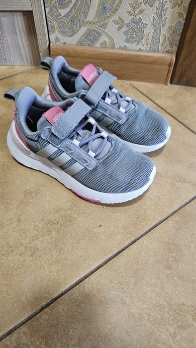 Кросівки adidas 31